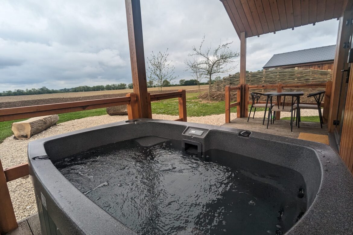 Hot tun at Waterlily Wold Escapes 