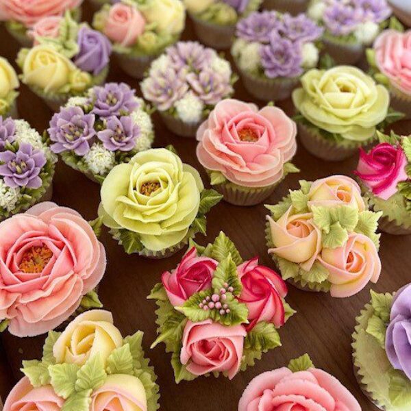 Blooming Marvellous Cupcake Bouquet at the Yorkshire Wolds Cookery School